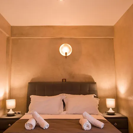 Bed and Breakfast Rhapsody House 4*